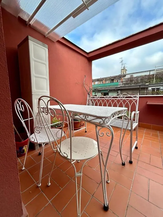 Apartment Kibilu - Via Cibrario Linea Rossa Metro Rovereto - Vicinanze Stazione Centrale Milan